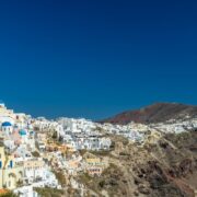 Discover The Beauty and The Highlights of Santorini